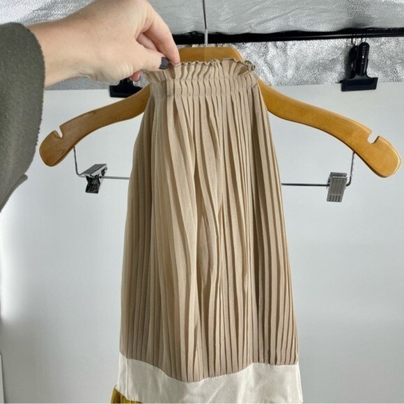 LUCY PARIS NWT Pleated Halter Goldie Maxi Dress Backless Gold Yellow Beige Small - Picture 7 of 16